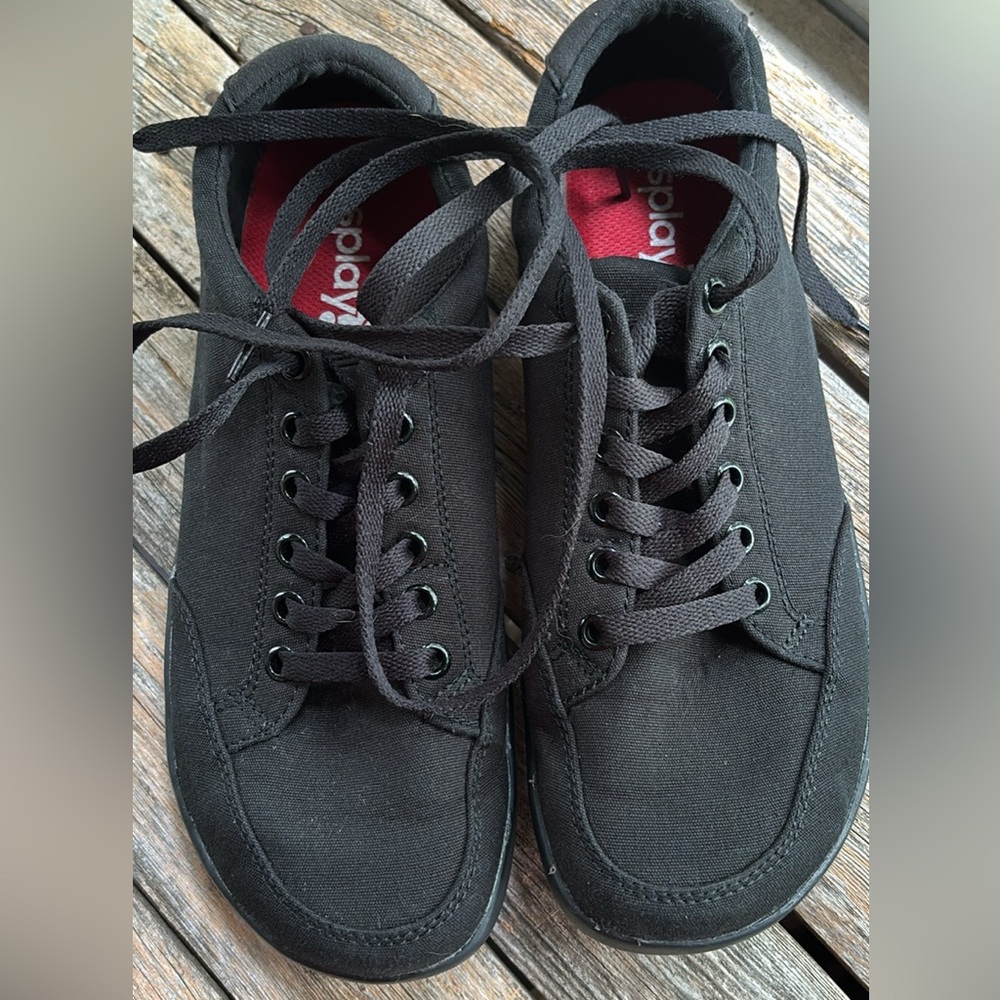 Black Splay Freestyle barefoot sneakers womens 9 mens 7